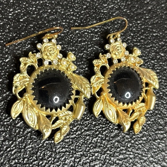 Georgian Revivalist Black Scroll Floral Pearl Gold Tone Dangle Hook Earrings - Picture 2 of 6